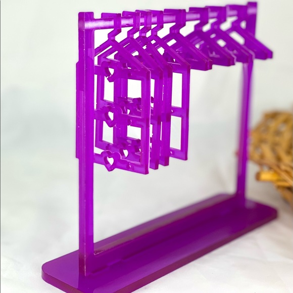 Earring Rack With Hangers - Picture 2 of 3